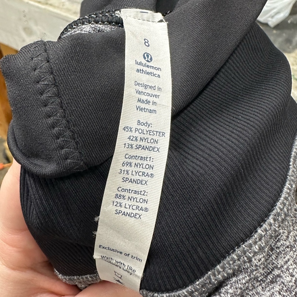 Women’s LuLuLemon Gray and Black Straight Up Pants Size 8 - Picture 11 of 12